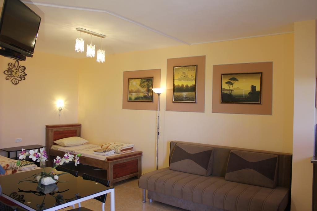 Dead Sea Sun Guest House Арад Номер фото