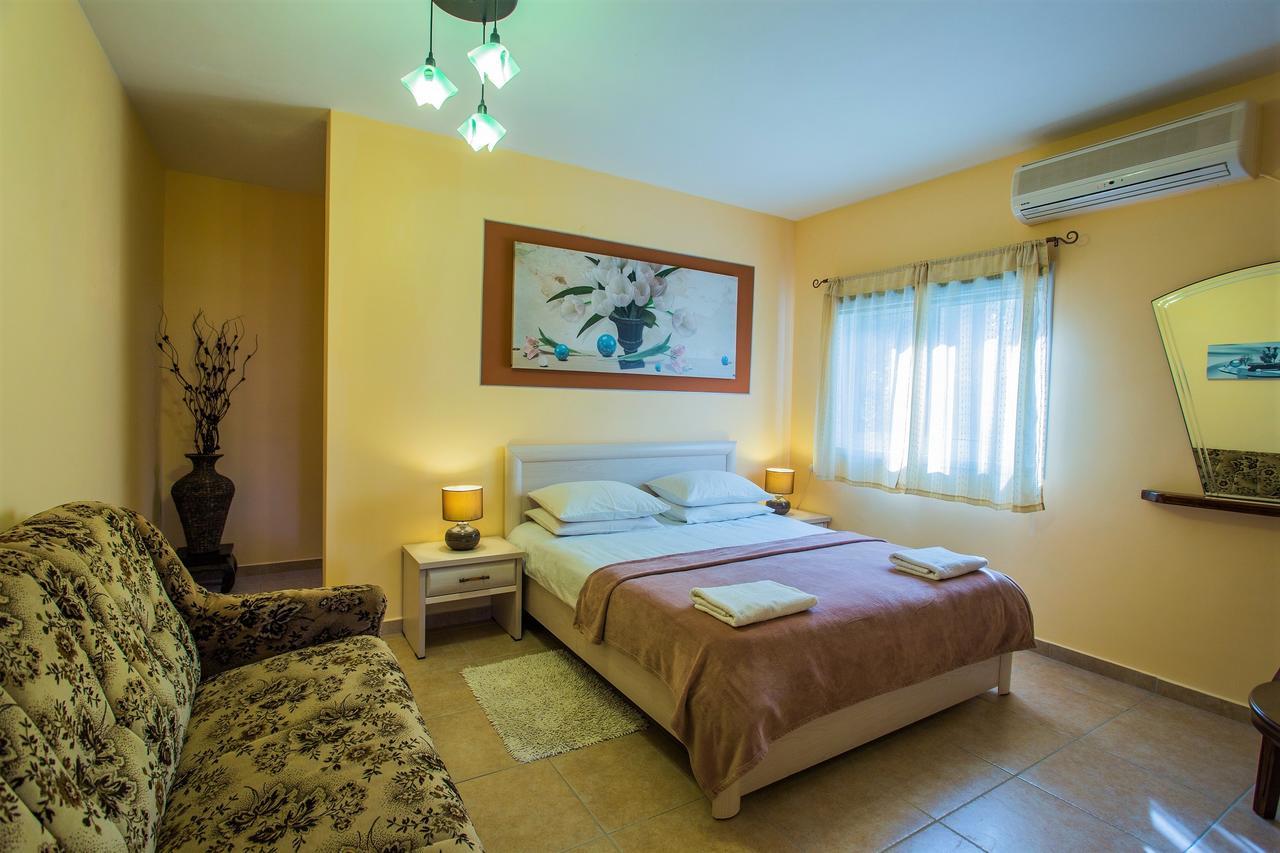 Dead Sea Sun Guest House Арад Экстерьер фото
